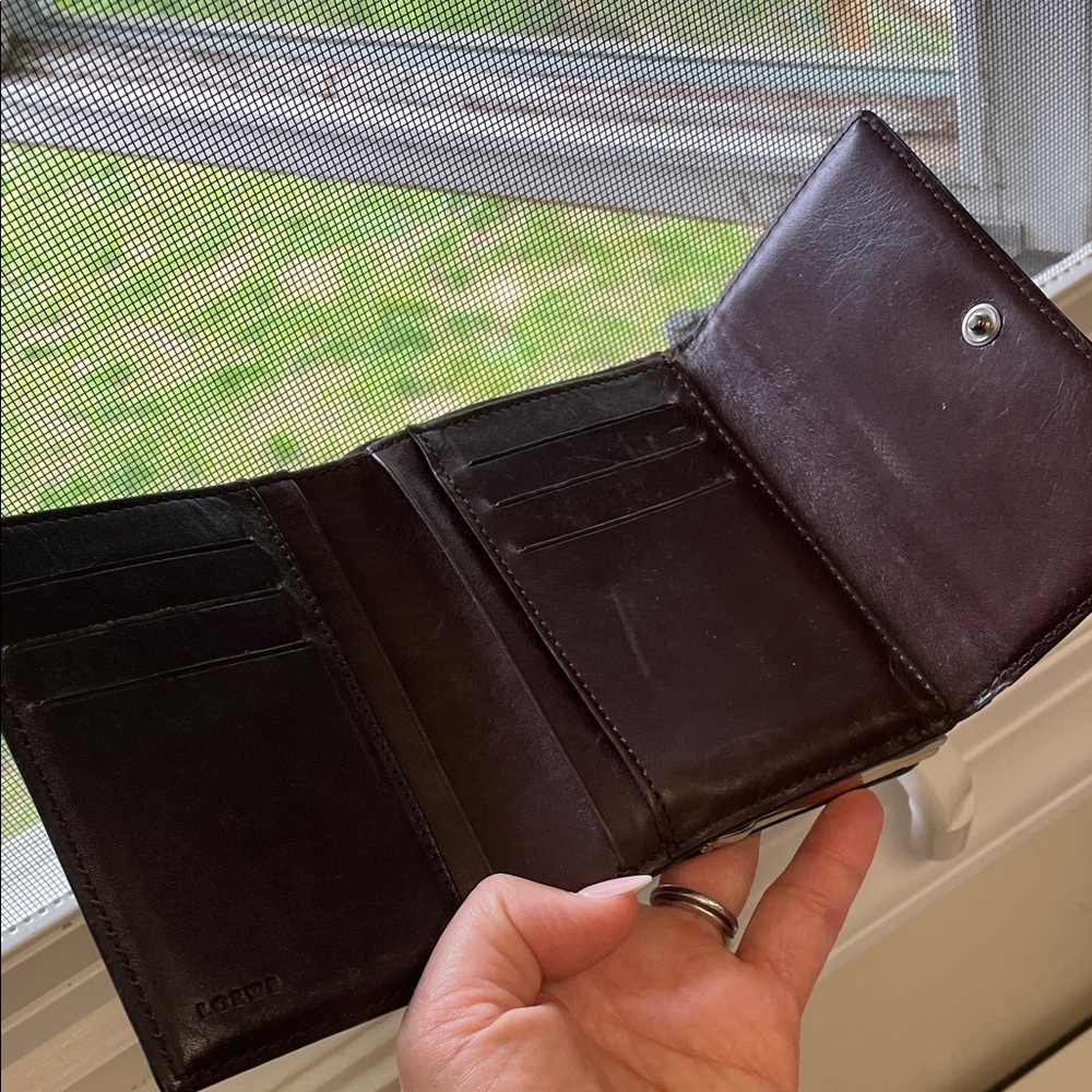 Authentic Loewe Anagram Trifold Wallet kiss-lock closure - Picture 6 of 15